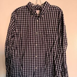 Gap XLarge Checkered Button Down Shirt